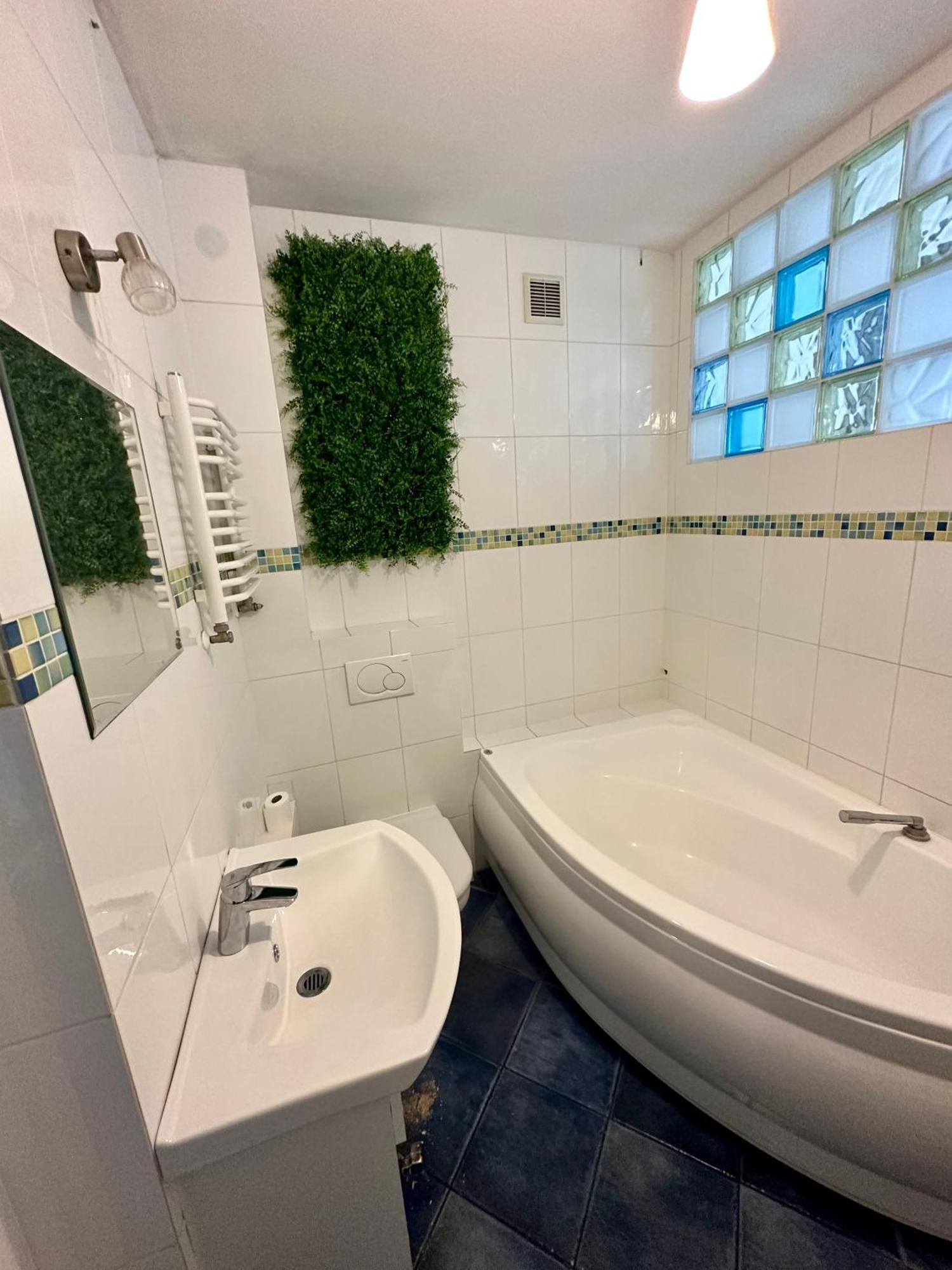 Apartament Centrum زيلونا غورا المظهر الخارجي الصورة