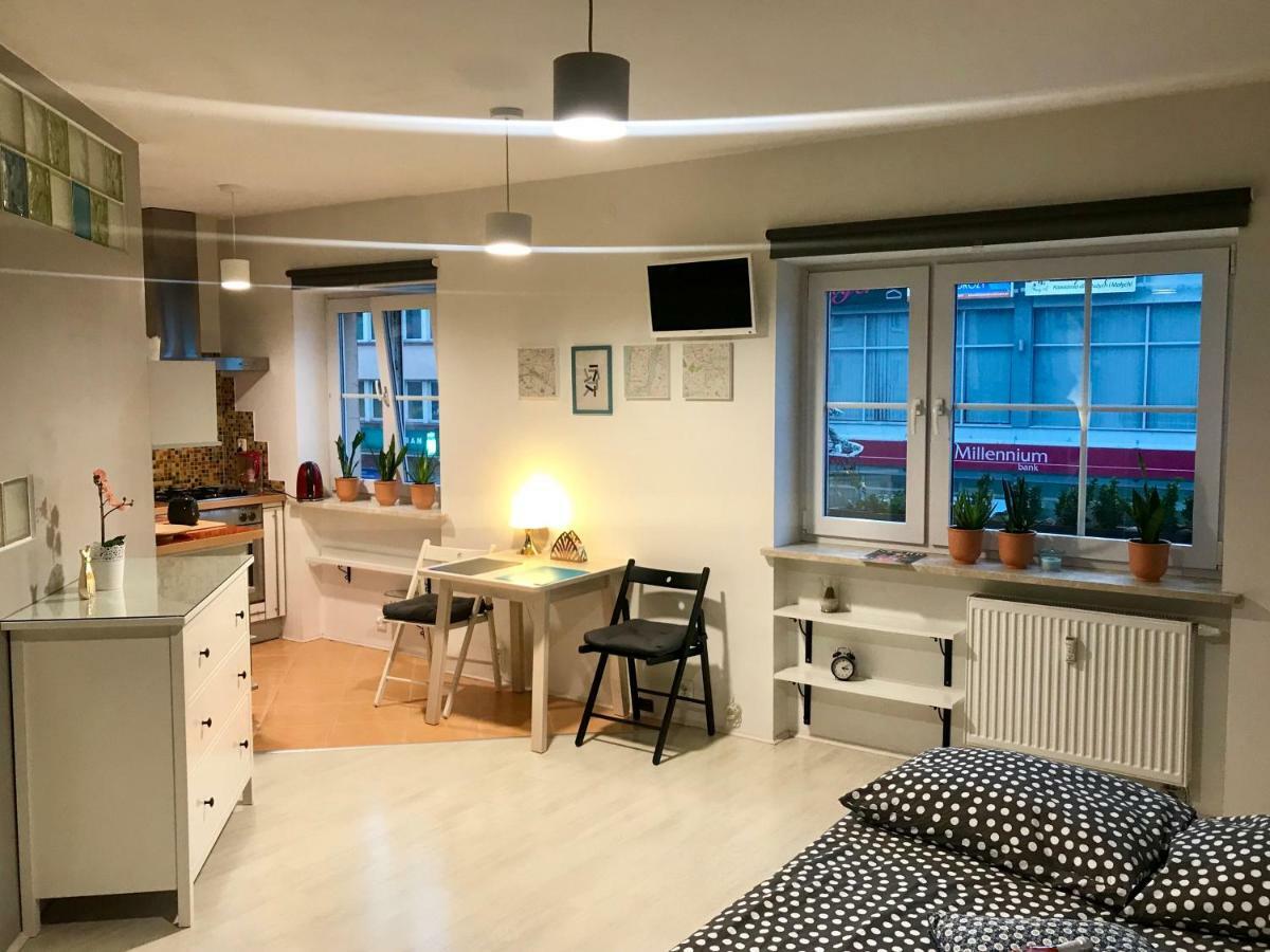 Apartament Centrum زيلونا غورا المظهر الخارجي الصورة